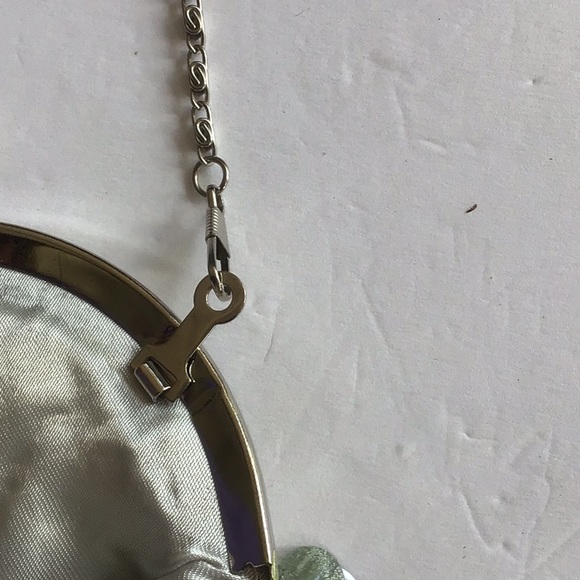 SILVER PAILETTE EVENING BAG. - Picture 9 of 13